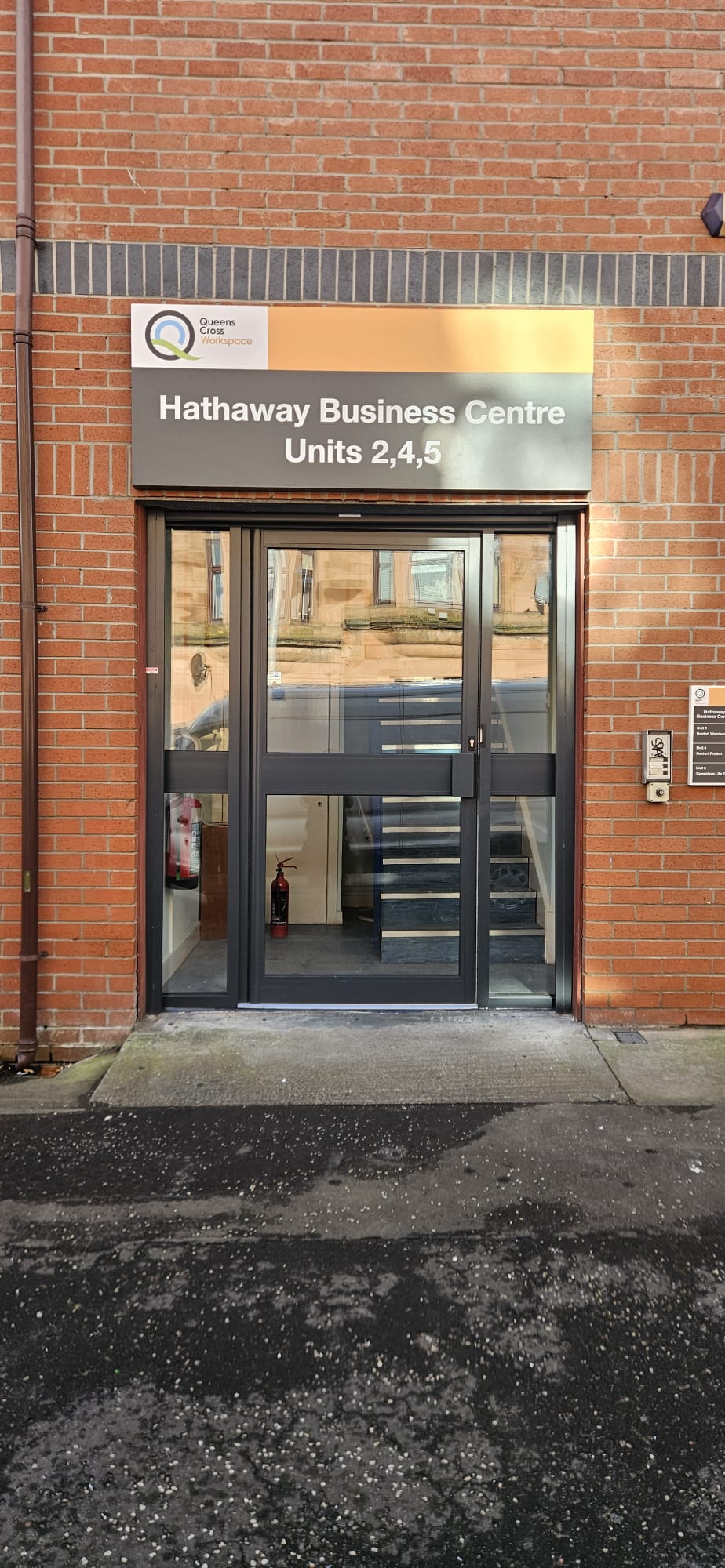 Aluminium glazed entrance to Hathaway Business Centre Units 2,4,5
